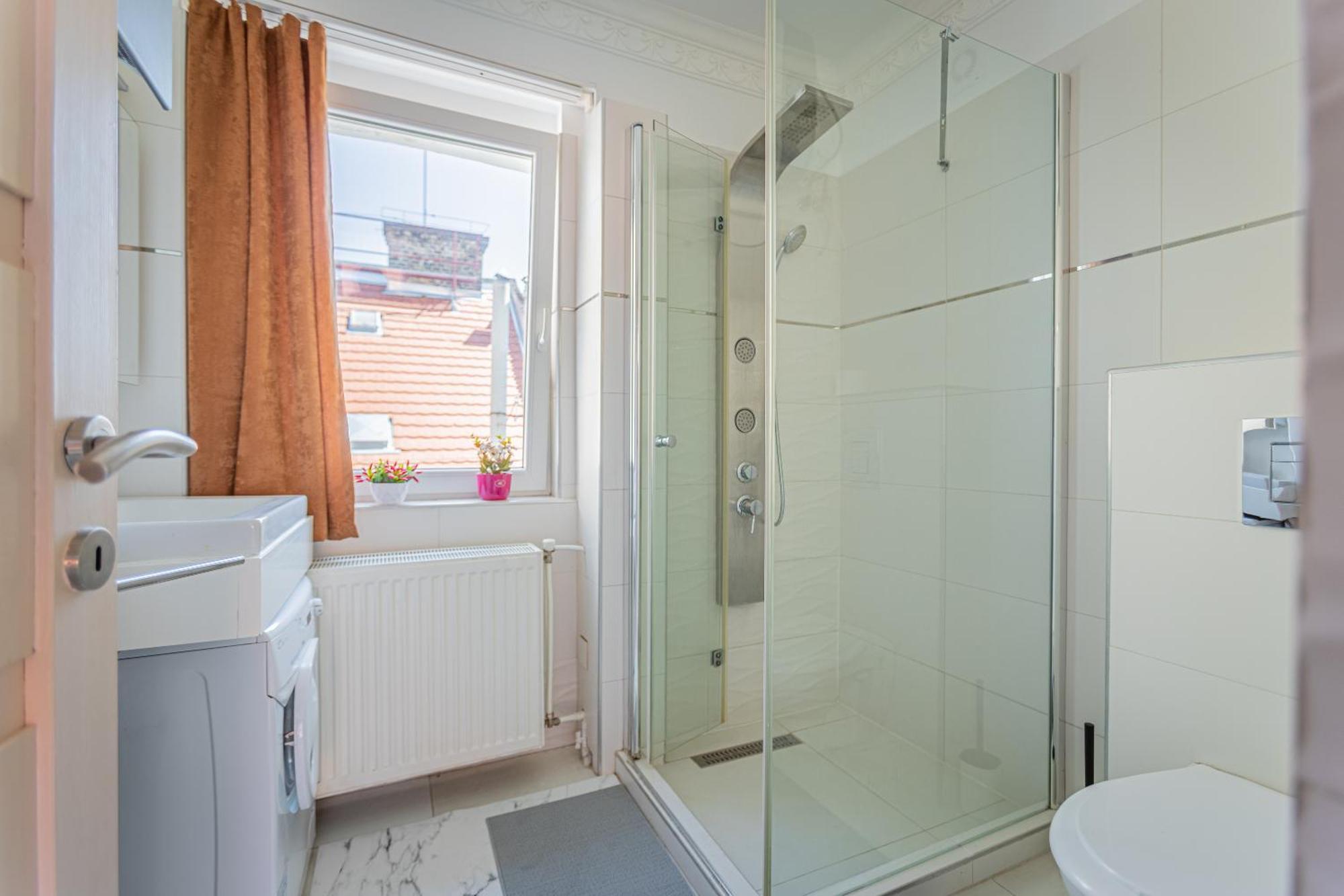 Apartament Iranyi *